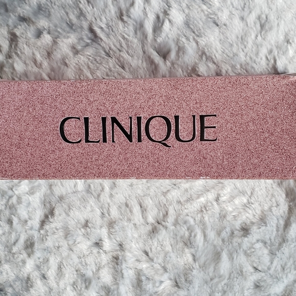 Clinique Moisture Surge Set - Picture 3 of 10